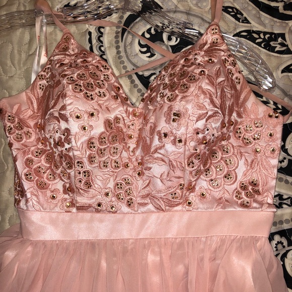 Prom dress - Picture 3 of 5